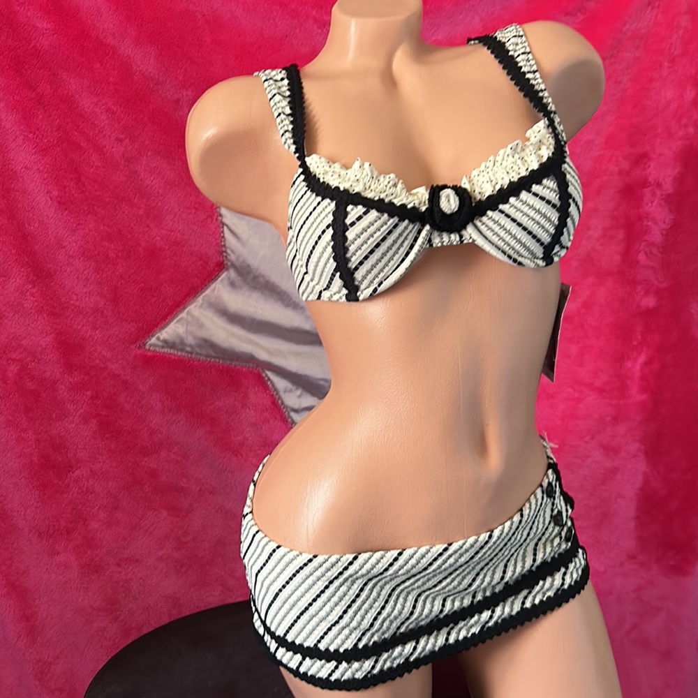 Betsey Johnson black cream striped bikini swimsuit retro dollbaby vintage skirt - Picture 10 of 16
